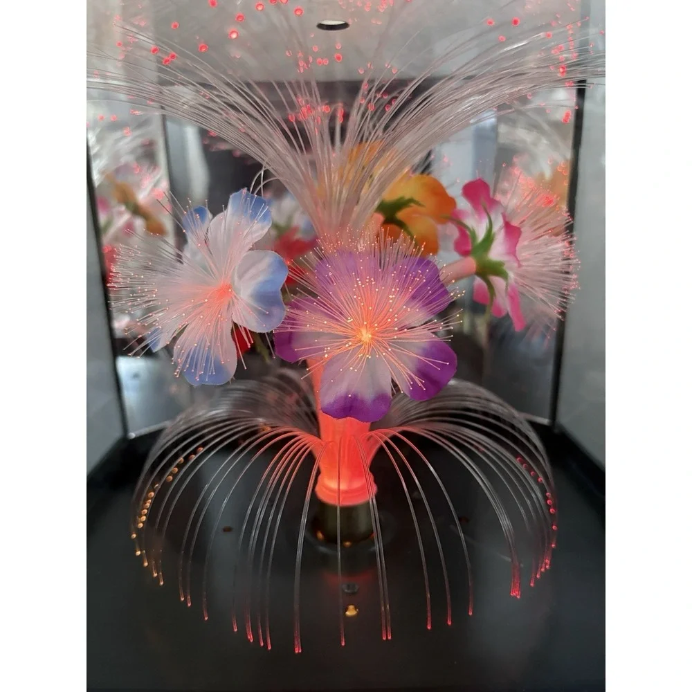 Vintage Telesonic Optic Lights and Quartz Clock with Fiber Optic Rotating Flower